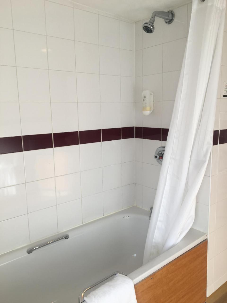 The Catherine Wheel Wetherspoon Hotel Henley-on-Thames Luaran gambar